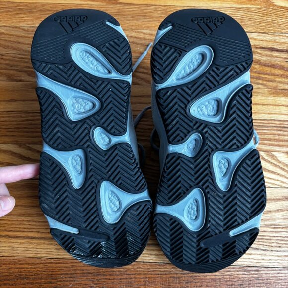 Yeezy Boost 700 V2 Hospital Blue Size 6.5 - Picture 13 of 15